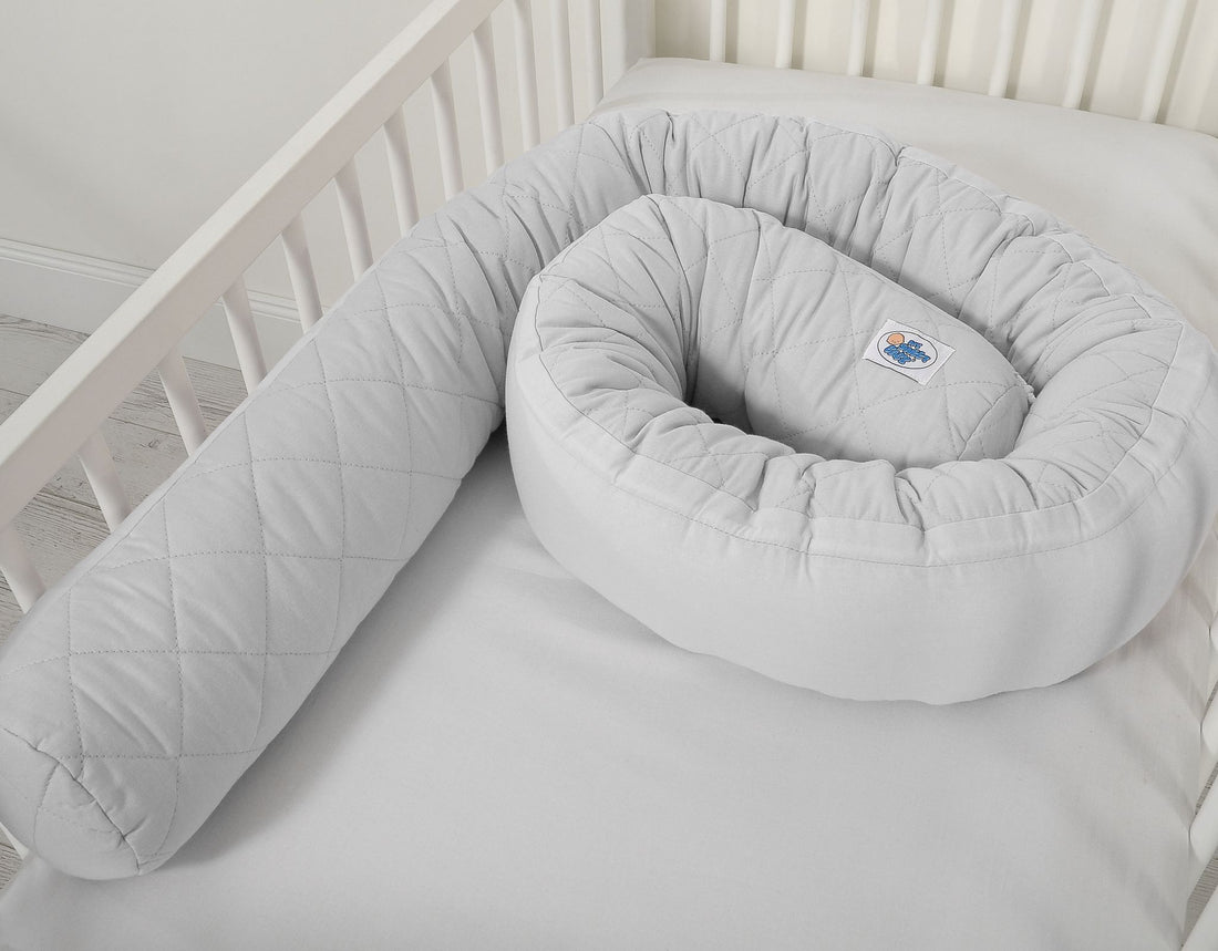 2-in-1 Baby Nest – cocon – gewatteerd comfort – grijs – veilig én multifunctioneel