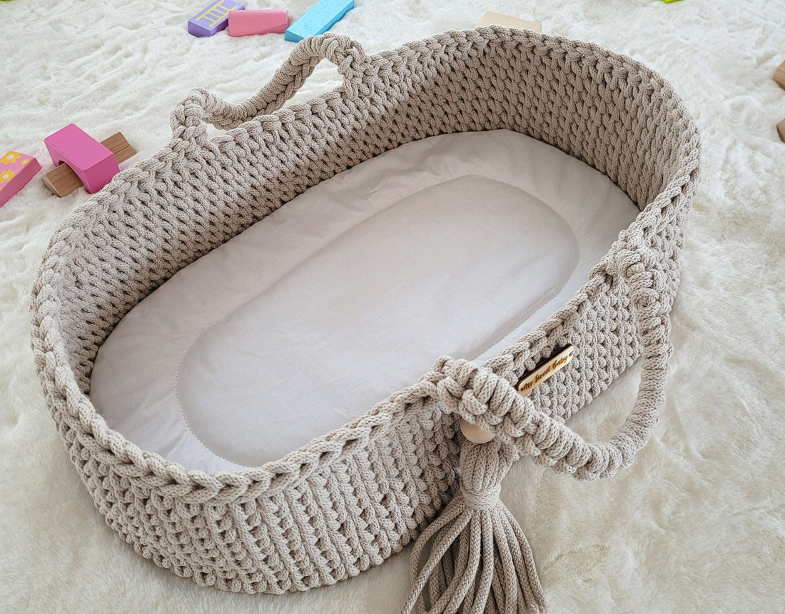 BOHO dockkorg - bomullsbärkorg - handgjord och robust, perfekt present till flickor