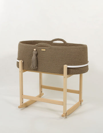 Handgjord spjälsängskorg – Moses-korg för babyn – antibakteriell madrass och trägunga, bohemisk stil