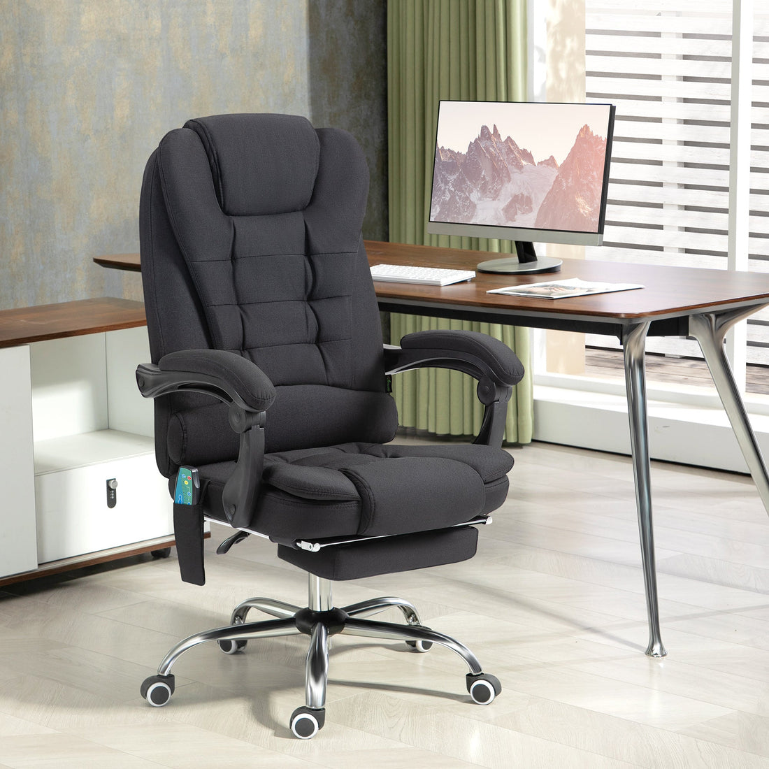 Bureaustoel met Massagefunctie en Voetsteun | Kleur: Zwart | Afmetingen: 65x138x98-104 cm