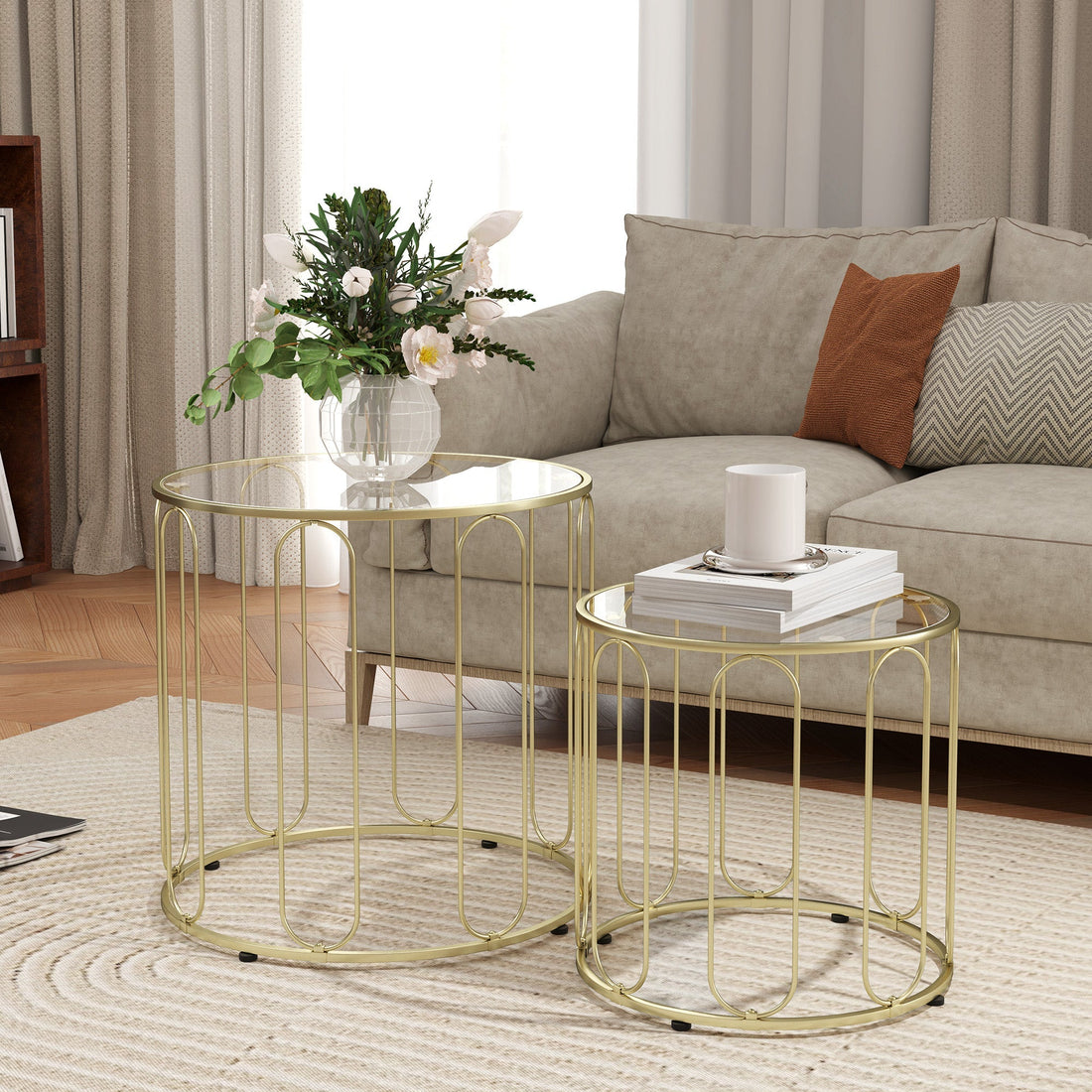 Nesting-Beistelltische - 2-teiliges Couchtisch-Set | Farbe: Gold | Abmessungen: 50x50x50 und 40x40x40 cm