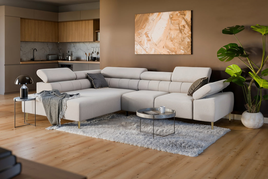 Taloria L-hoekbank met elektrisch uitschuifbare zitting - Beige Maya 01 stof | Gouden poten