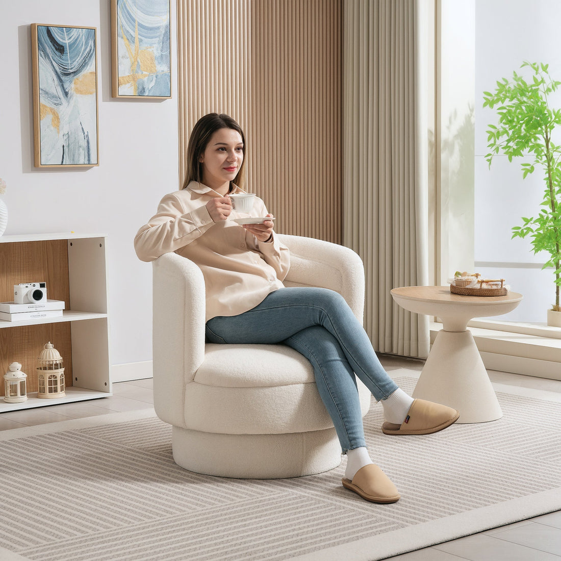 Drehsessel - Weißer Loungesessel mit Holzrahmen | Farbe: Weiß | Maße: 74x74x74 cm