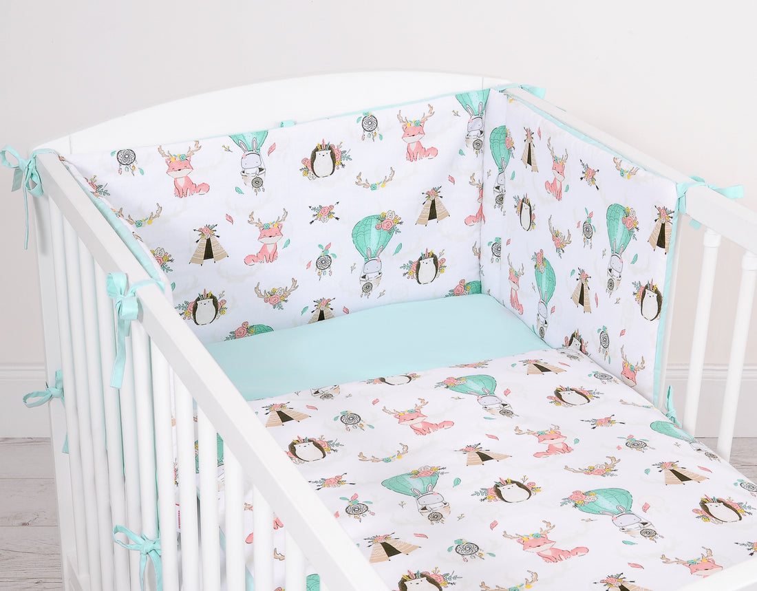 Universele babybed bumper - stootrand - dubbelzijdig & anti-allergisch, past op 60x120/70x140 cm