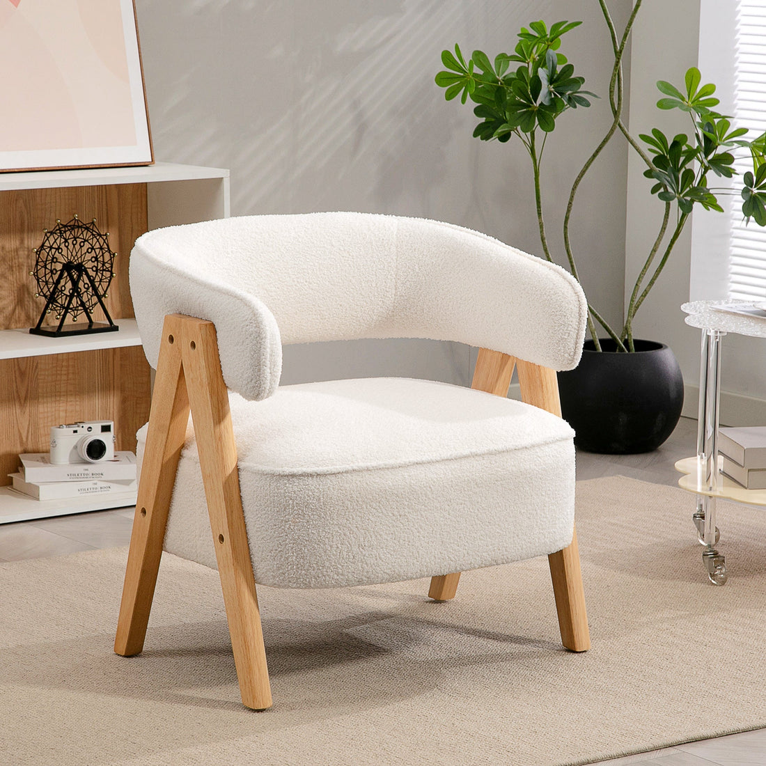Moderner weißer Fleece-Sessel mit Holzbeinen | Farbe: Weiß | Abmessungen: 70x64x71 cm