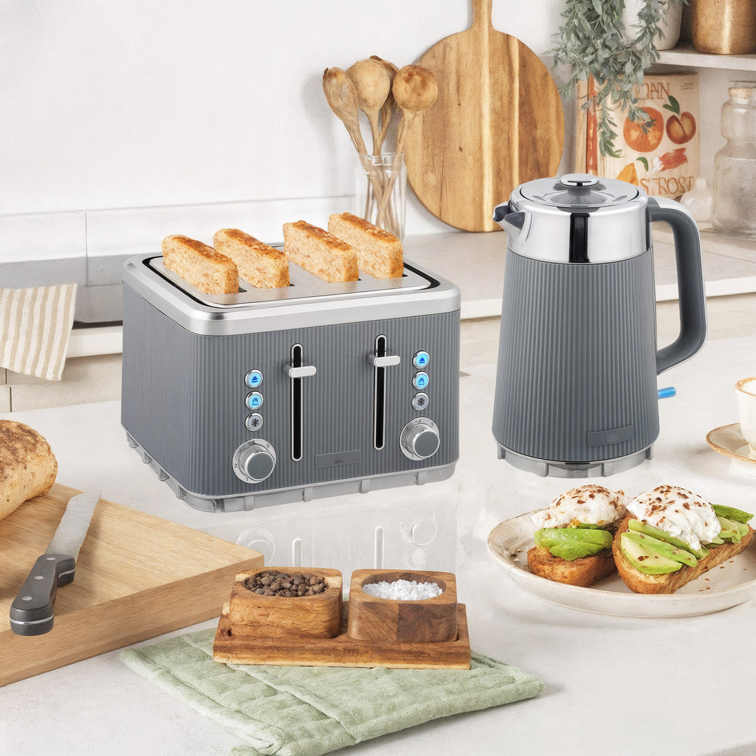Waterkoker- en broodroosterset 2200 W, 1,7 l | Kleur: Grijs | Afmetingen: 15,5x21,2x25,5 cm