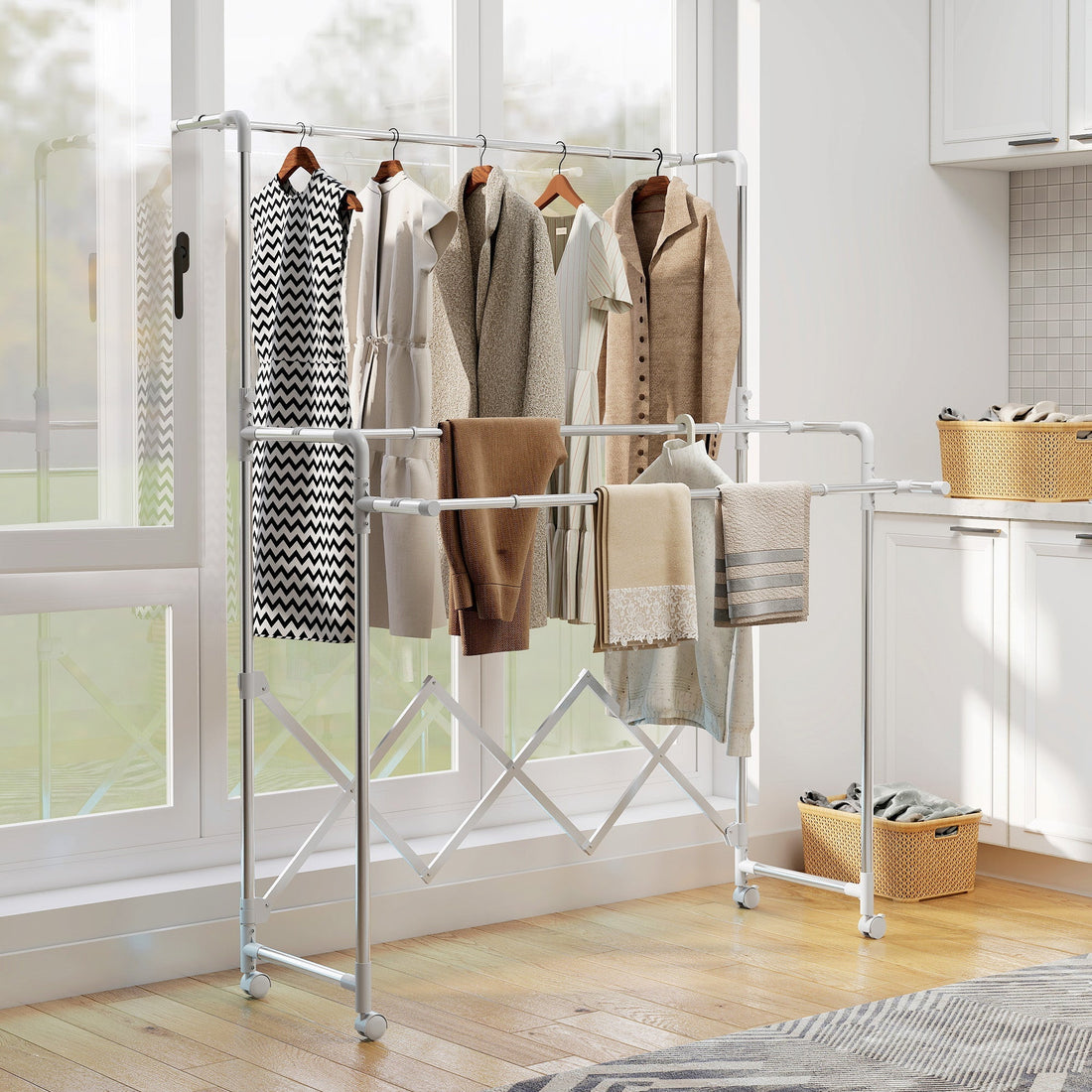 Opvouwbaar droogrek met 3 verstelbare stangen | Kleur: Zilver | Afmetingen: 104-150x103x145-197 cm