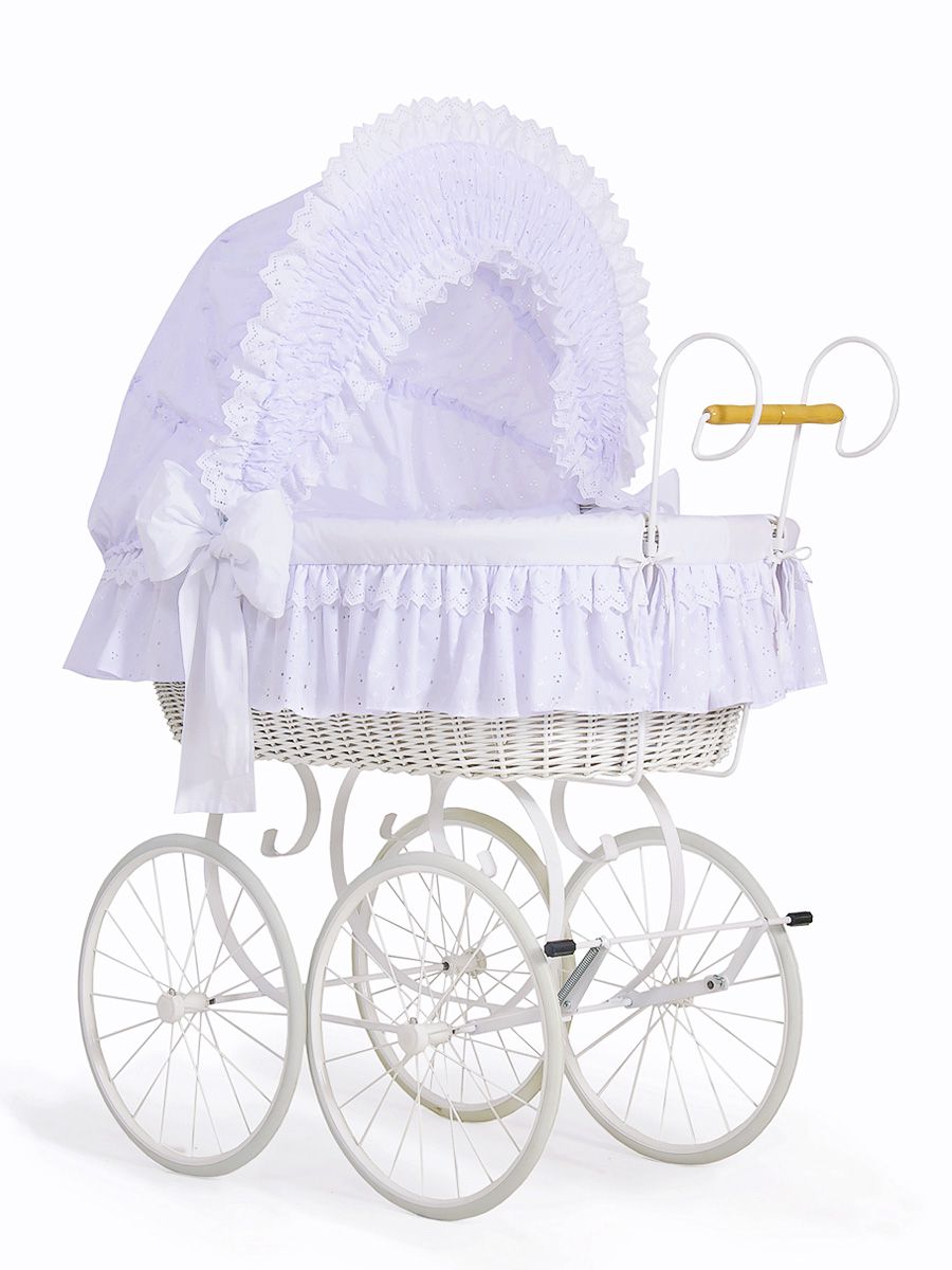 Retro rottingspjälsäng Charlotte - spjälsäng - smidig att flytta med stora gummihjul