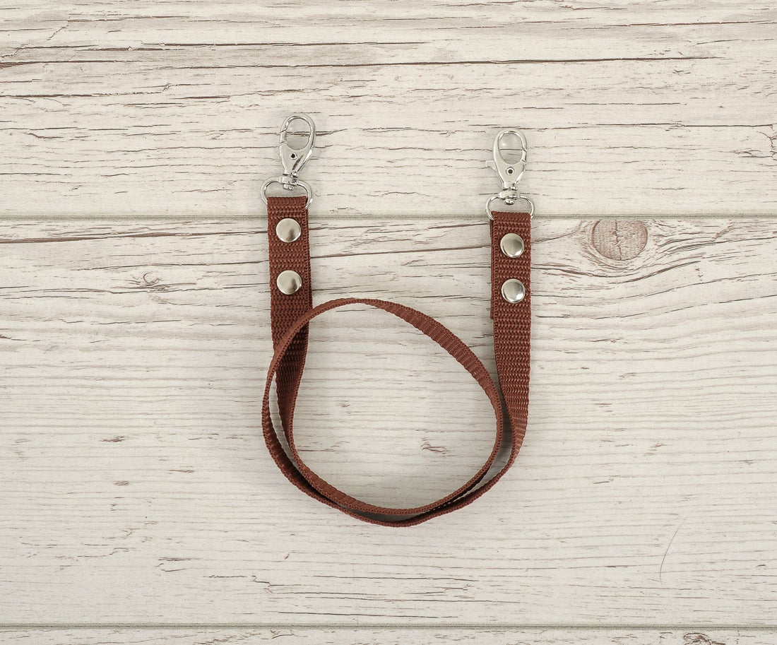 Klibbshästtyglar - haltertyglar - robust vävband, lätta att fästa, bruna