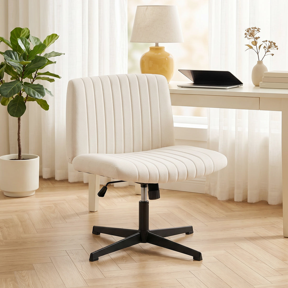 Bürostuhl für Schneidersitz | Farbe: Cremeweiß | Maße: 65x64x73-83 cm