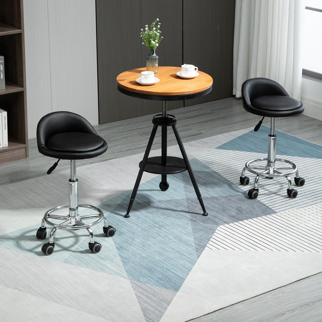 Set van 2 massagekrukken op wielen | Kleur: Zwart | Afmetingen: 38x38x57-72 cm