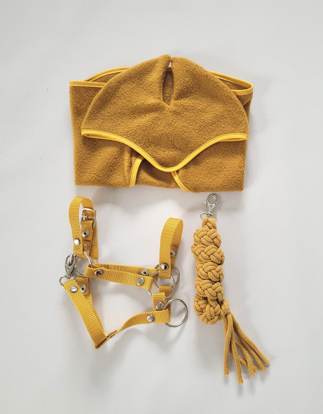 Käpphäst A3-set - Fleecefilt och öronvärmare - Mjuk, bekväm, honungsgul